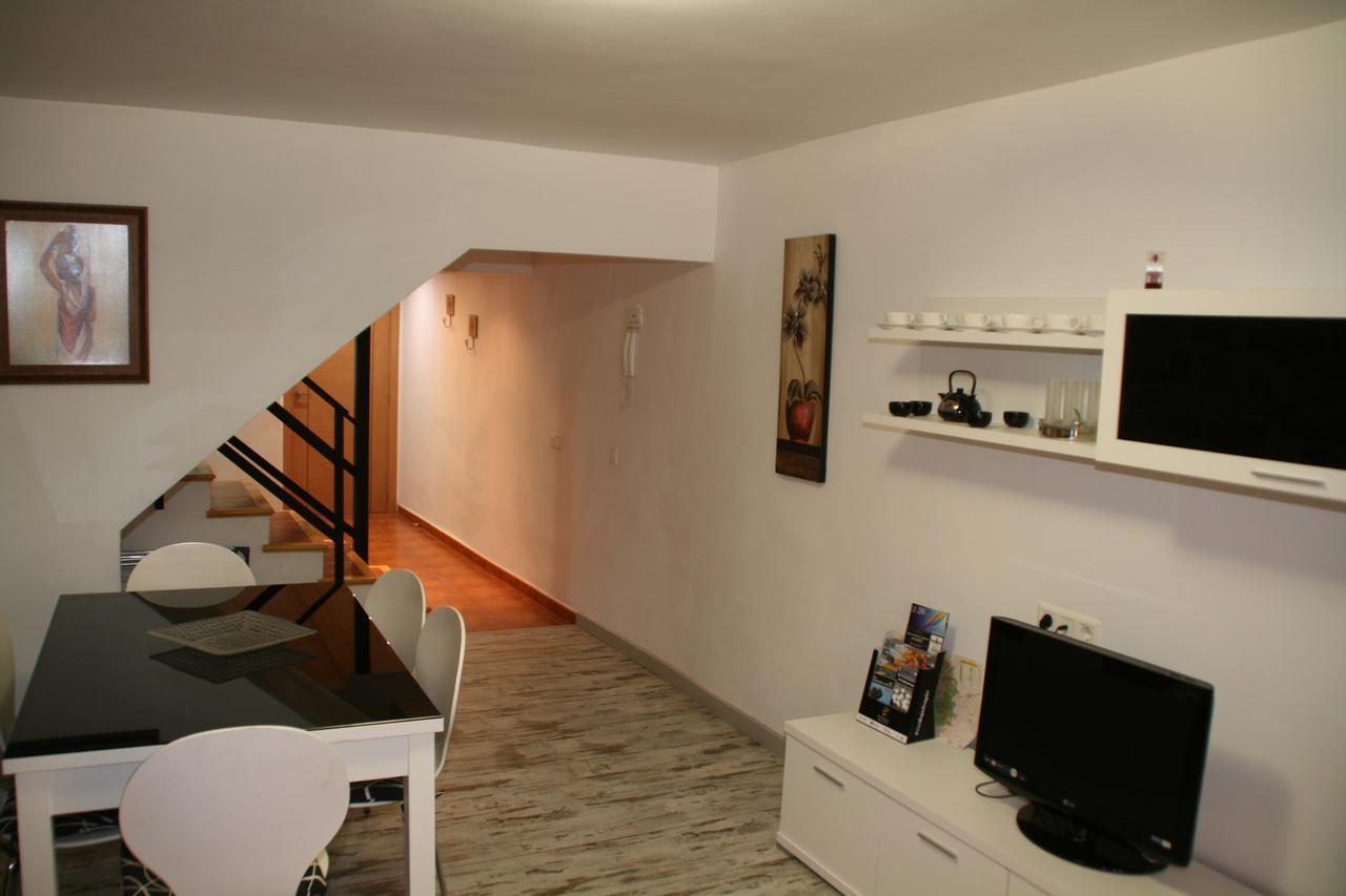 Casa Ramon Y Cajal Alcañiz Exterior foto
